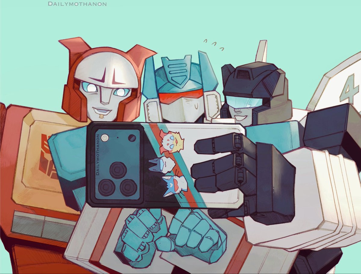 whyryouhere091's tweet photo. Group selfiee 😛 Soundwave’s a little camera shy ok he’s used to lurking around Not being looked at 🤧
#Transformers #Soundwave #Blaster #Jazz #Jazterwave https://t.co/Kag9zzJAoQ