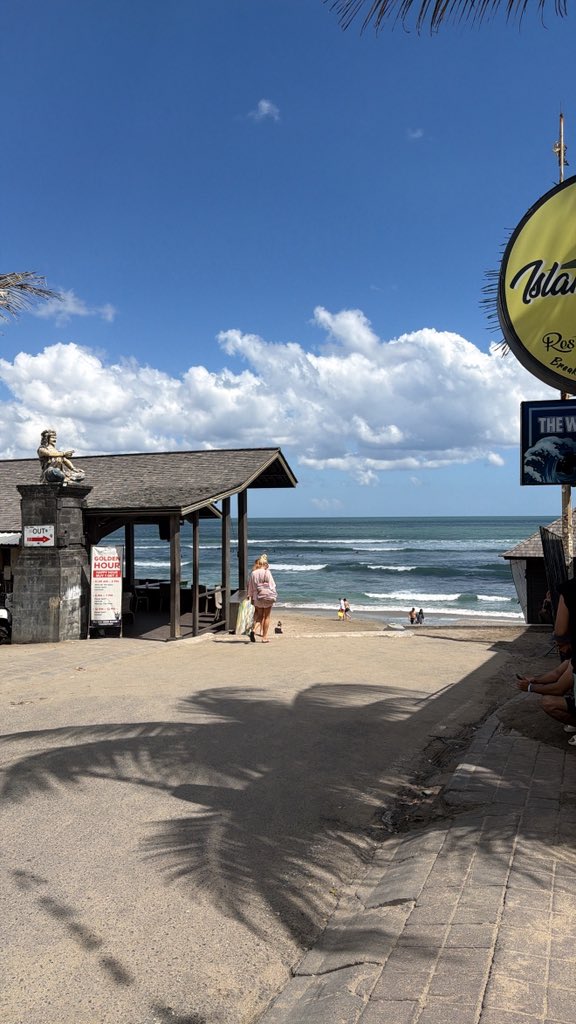 1seal1's tweet photo. The first day in Bali 🏖️ https://t.co/iTl8NZ40eV