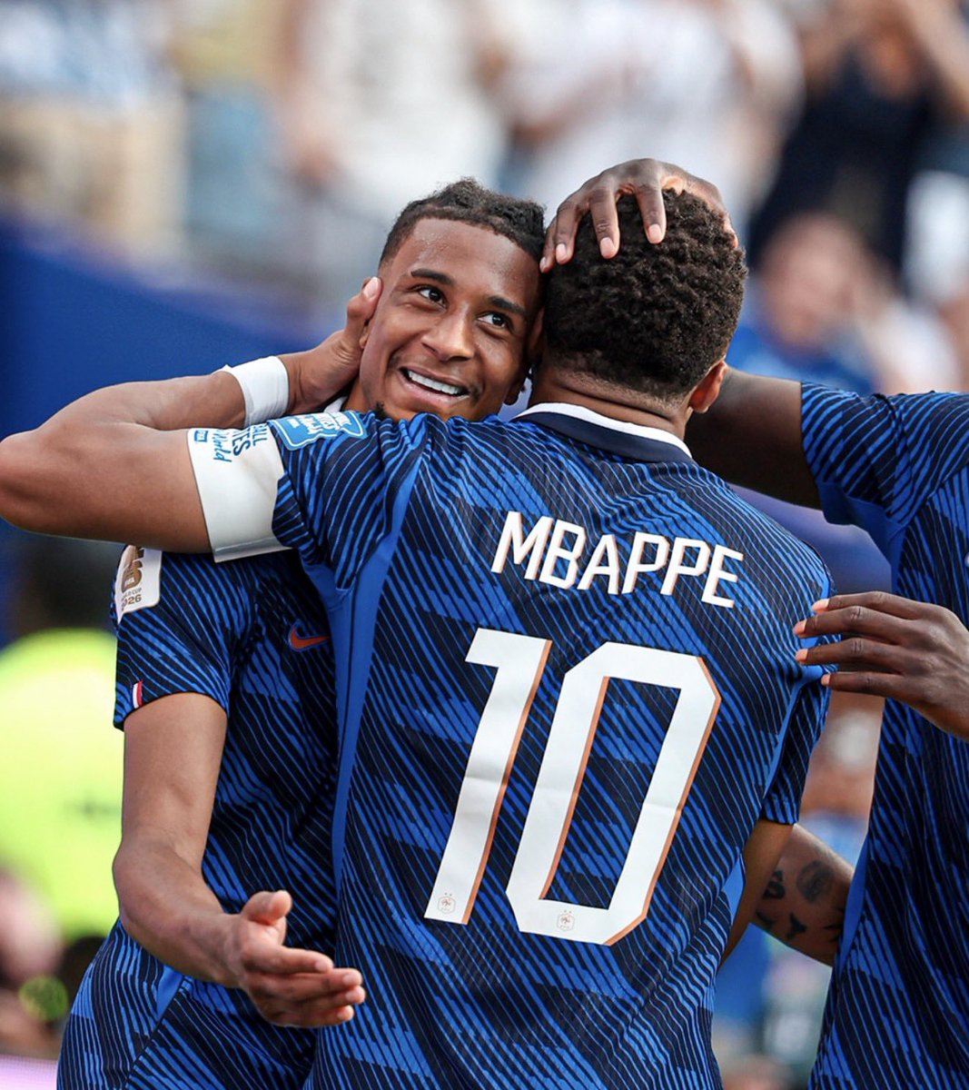 Kylian's tweet photo. The Olise saga to Real Madrid is over. I’m heartbroken. https://t.co/S3gRlJOyFg