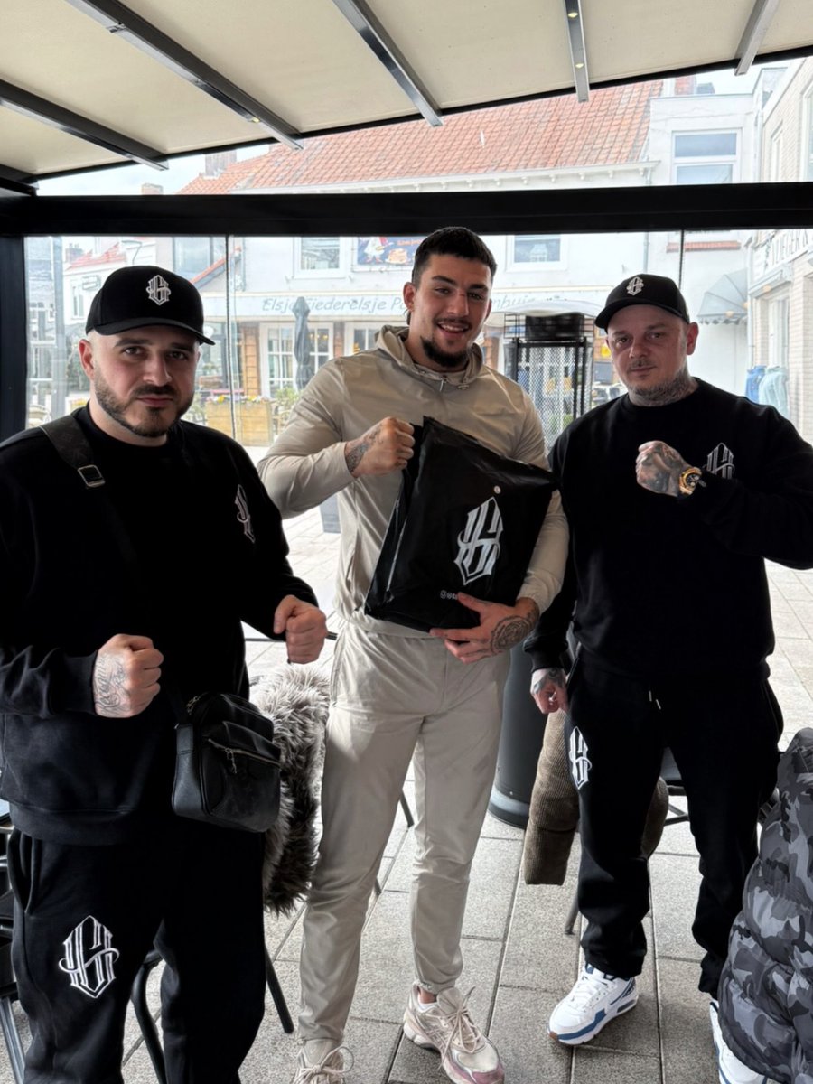 tom_kickboxing's tweet photo. 🇳🇱ターザン
4-0(4KO)
平均試合時間 1分23秒

🇩🇪アハテルバーグ
4-0(4KO)
平均試合時間 1分33秒

🇦🇲グレゴリアン
3-0(3KO)
平均試合時間 3分25秒
#k1wgp https://t.co/e0Qm0RvXM7