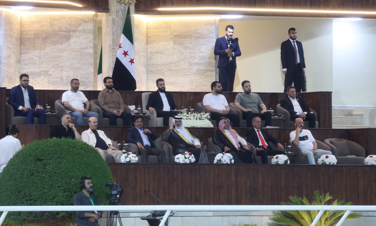 SyrMOYAS's tweet photo. بحضور السيد الرئيس أحمد الشرع.. افتتاح بطولة جمال الخيول العربية الأصيلة 2026 في دمشق

بحضور السيد رئيس الجمهورية العربية السورية أحمد الشرع، افتُتحت اليوم بطولة جمال الخيول العربية الأصيلة 2026 في استاد النخبة الدولي ضمن نادي الفروسية المركزي بدمشق. https://t.co/Fcp3VEDSCf