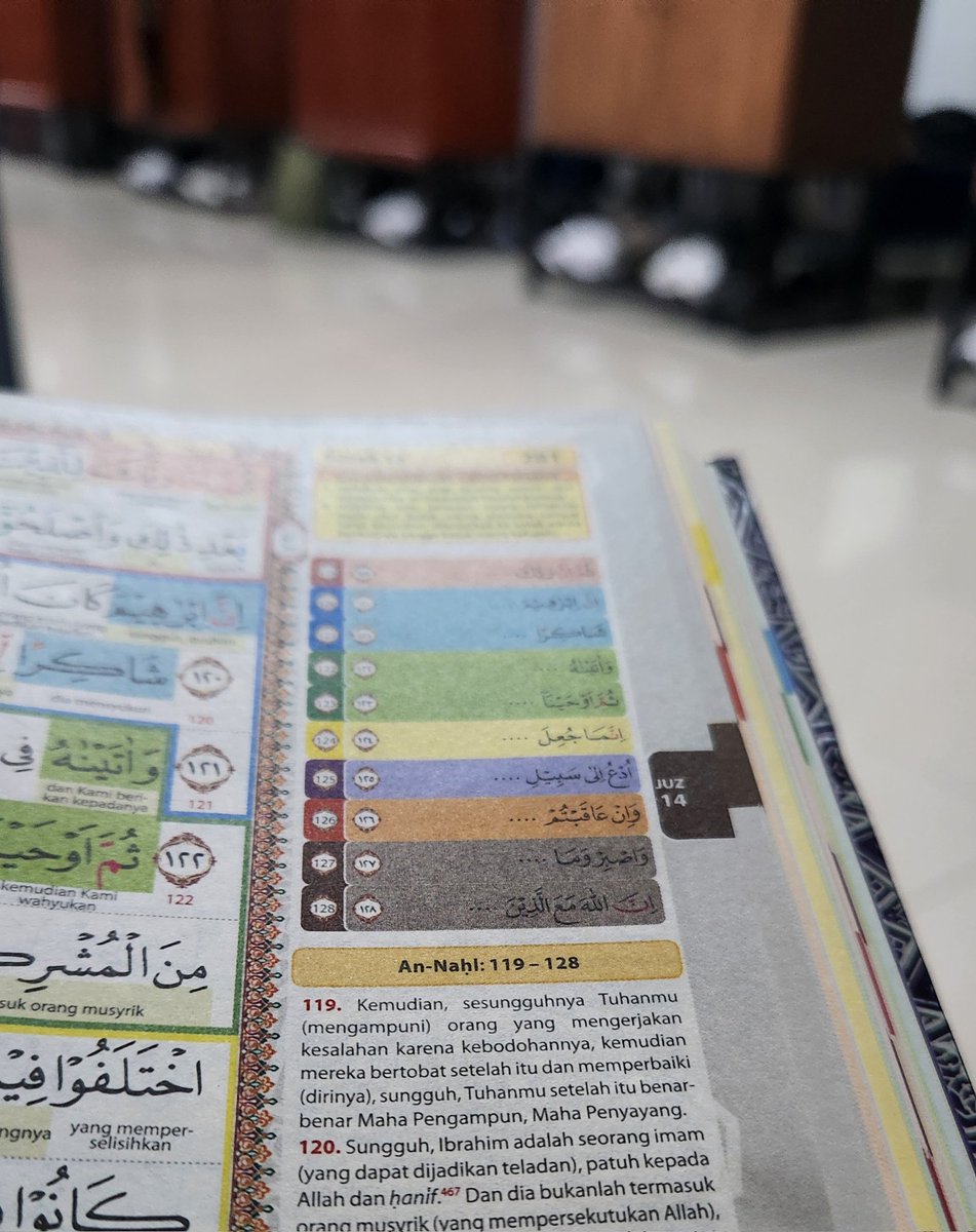 neroro00_'s tweet photo. Al-Quran itu selalu muncul dimomen yg tepat disaat emang kita butuh😌. Jangan lupa ngaji yakk!! https://t.co/36d4WZsjeZ
