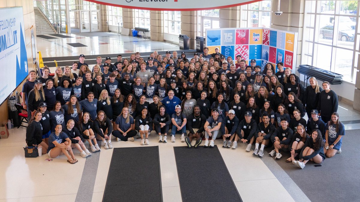 GoTeamIMPACT's tweet photo. Thank you Team IMPACT Fellows for the best 3 days 💙

Every Fellow, speaker, partner, and Team IMPACT family helped make this year's Summit so successful. We can't wait to see how this group continues to lead on their campuses and beyond!

#AllInAllTogether #TIFellow https://t.co/PU07ZCICsj