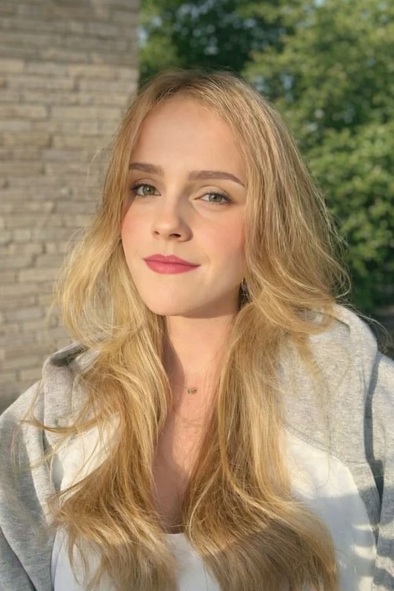 Emmawatson_333's tweet photo. What’s one thing you wish you had more time for?🤔 https://t.co/hqrEjqpFRX