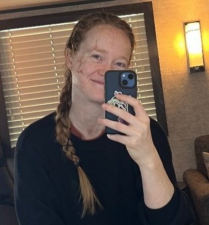 vnplmr's tweet photo. so today was the last day ever liv hewson got to be van palmer https://t.co/3N2rb3HN7x