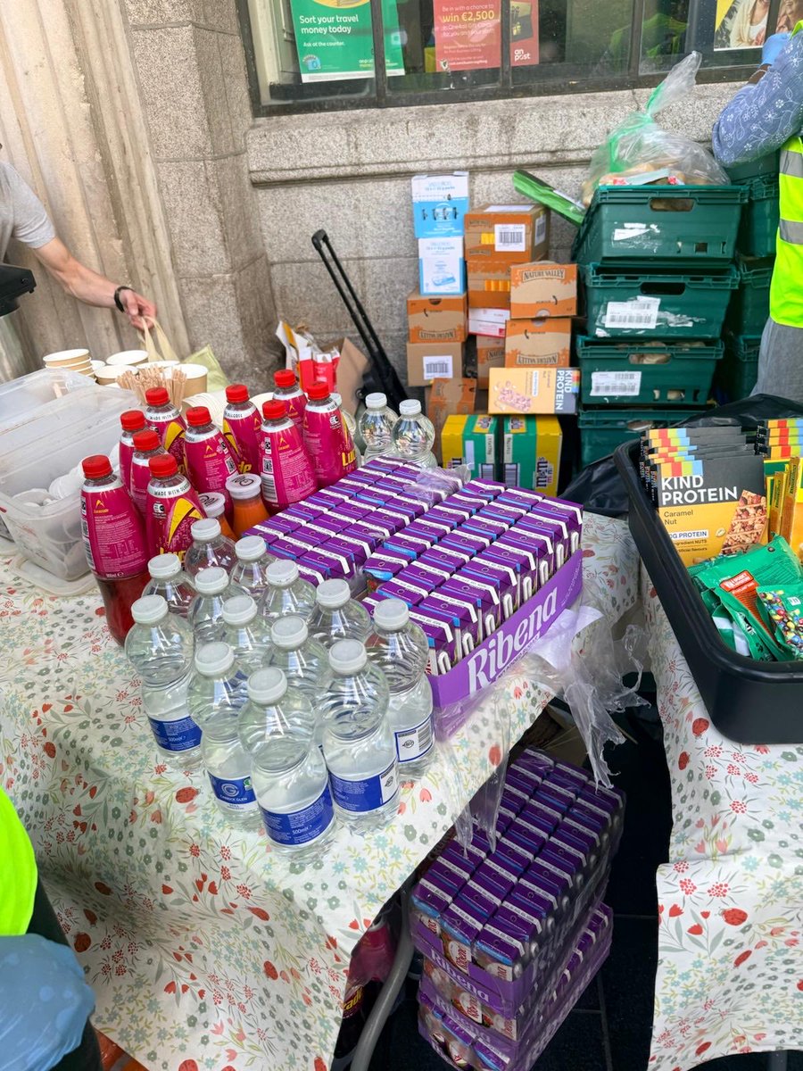 Msoe_Dublin's tweet photo. This week, we were truly blessed to serve just under 500 hot meals during our soup runs. Thanks to the generosity of our supporters, many of our Pals also received one of the famous veggie falafel burgers from Sacfo Fine Foods – a firm favourite that always brings a smile.

We're delighted that we continue to provide not just a hot meal, but also nutritious food. Alongside their meal, many of our Pals left with two to three bags of fresh and healthy food, including fruit, vegetables, and other essentials, as well as a few well-deserved treats. Good nutrition is so important, and we want everyone who comes to our table to leave knowing they've received wholesome food to help them through the days ahead.

With the recent warm weather, we've also noticed a significant increase in requests for sun cream. Sleeping rough in the summer can be just as challenging as it is in the winter. Every season brings different hardships, and protecting skin from the sun is now a real necessity. If you're able to donate a bottle of sun cream, we'd be incredibly grateful. Please get in touch with us.

Tonight's queues were especially long. Many people stood waiting for up to two hours, hoping for a hot meal and some essential supplies. It was a busy and emotional evening, but together our volunteers did everything they could to ensure everyone was treated with dignity, kindness, and compassion.

None of this would be possible without your continued support. From the bottom of our hearts, thank you for helping us help those who need it most. Every donation, every volunteer, and every act of kindness makes a real difference.

If you would like to support our work, please visit https://t.co/AwKboPQMw9.

Together, we can continue to bring hope, warmth, compassion, and friendship to those who need it most. ❤️