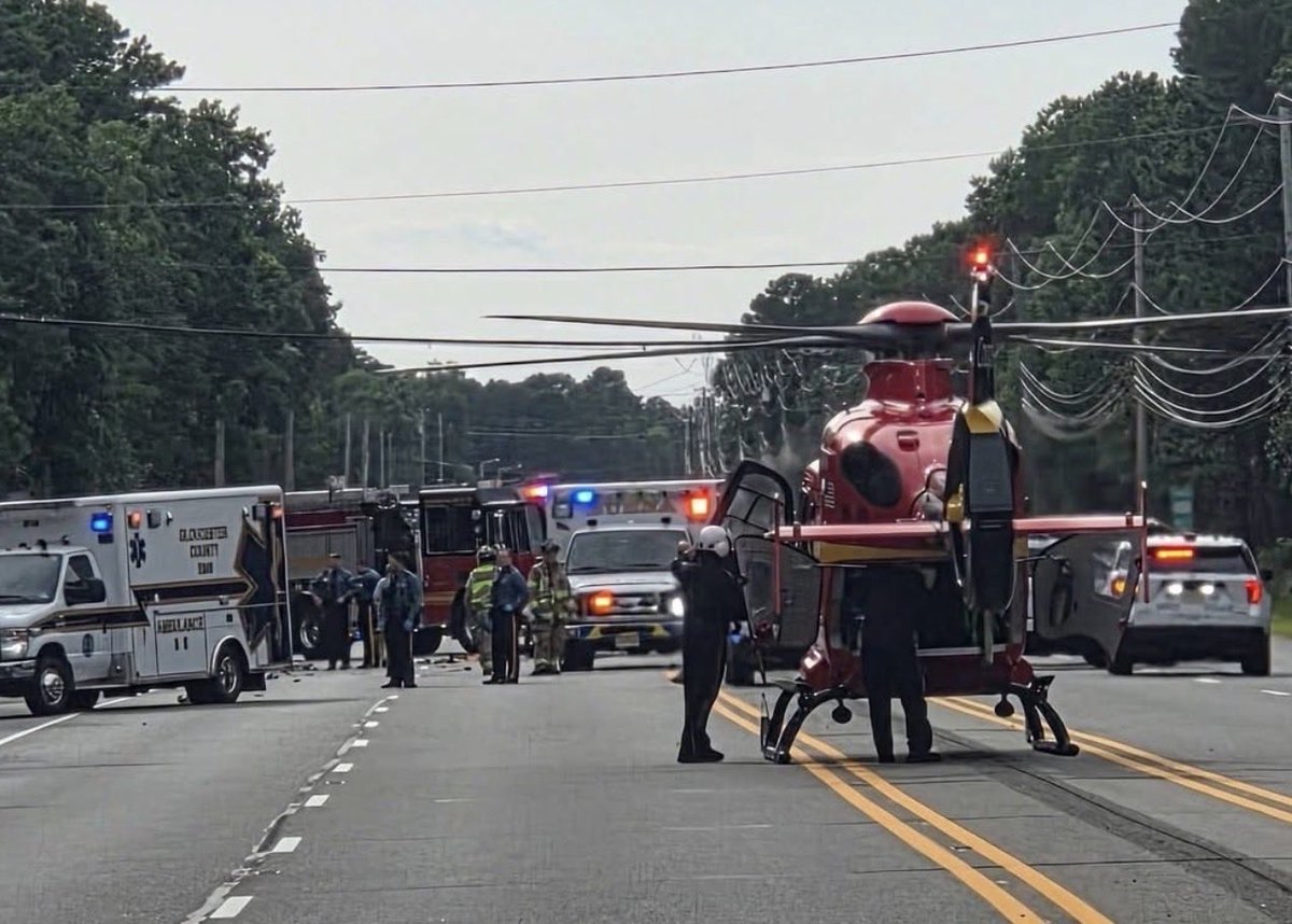911__ICE's tweet photo. Folsom Atlantic Co: *UpDate Car Crash Motorcycle Involved Black Horse Pike &amp; Erie Road *Photo attached is from the Collings Lakes FD. BeAlert https://t.co/oVjS0BskYA