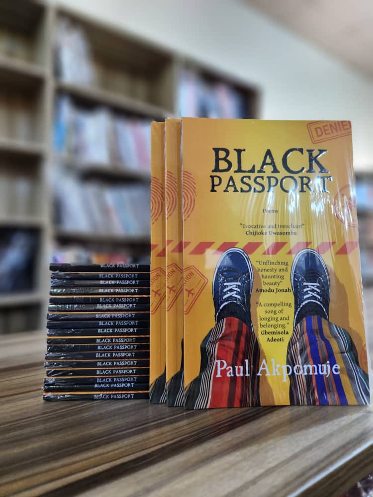 TBLNG_Press's tweet photo. BLACK PASSPORT https://t.co/04Ksy4M6rM