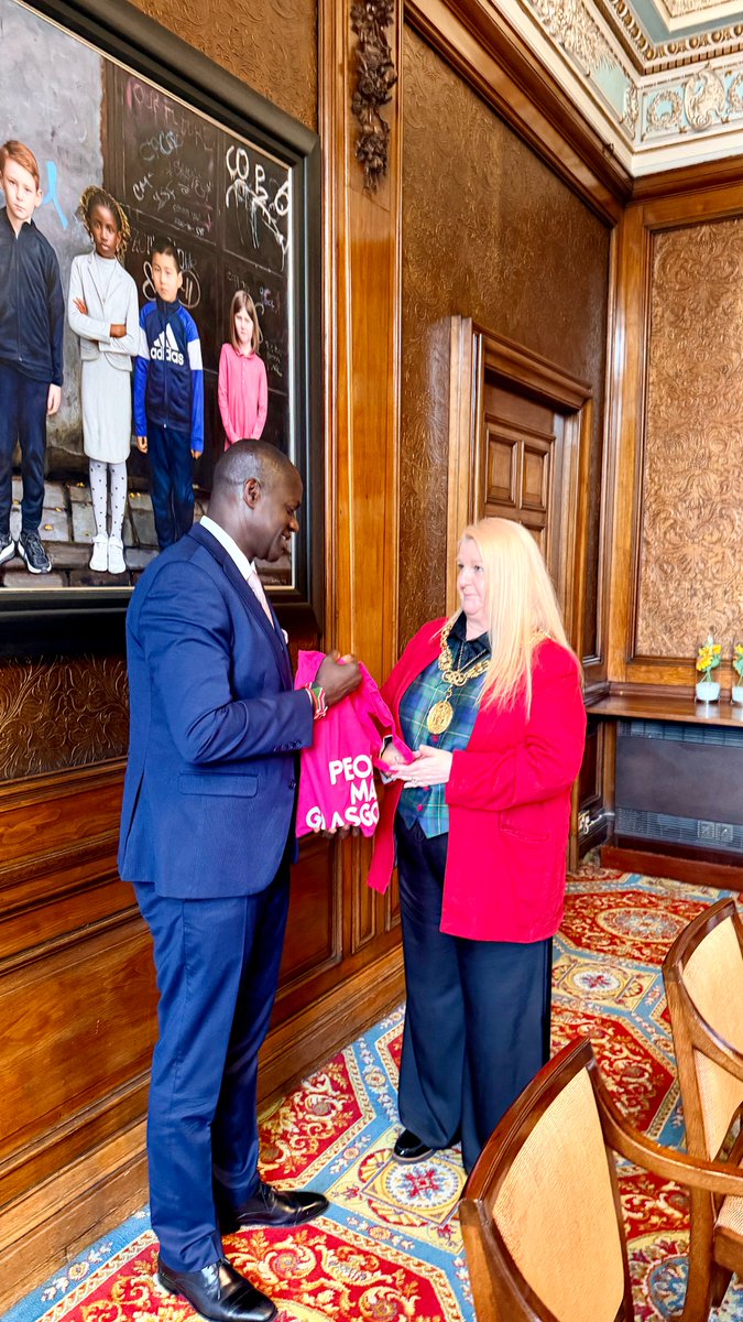 KenyaMissionUK's tweet photo. 𝘍𝘳𝘪𝘦𝘯𝘥𝘴𝘩𝘪𝘱. 𝘊𝘶𝘭𝘵𝘶𝘳𝘦. 𝘊𝘰𝘯𝘯𝘦𝘤𝘵𝘪𝘰𝘯.

Today, H.E. Amb. Maurice Makoloo made a courtesy visit to Cllr. Dr. Jacqueline McLaren, Lord Provost and Lord-Lieutenant of Glasgow, at her offices in the historic  Glasgow City Chambers.

Meeting against the backdrop of the @Glasgow_2026  Commonwealth Games, which formally opened yesterday, 23 July 2026, Amb. @MMakoloo reiterated Kenya’s appreciation for Glasgow’s excellent preparations to host the reimagined Games, and thanked the Lord Provost for her leadership in this regard.

Their discussions further explored opportunities to deepen partnerships between Kenya and Scotland within the framework of the wider Kenya–UK Strategic Partnership 2025–2030. Areas of potential cooperation discussed included, among other, sports development and major-event delivery; cultural and city-to-city exchanges; school, university and research partnerships; climate action and environmental protection; and the expansion of trade and investment relations.

In a particularly warm moment, Amb. Makoloo took the opportunity to introduce the Lord Provost to a few Kiswahili words: 

𝘑𝘢𝘮𝘣𝘰, 𝘒𝘢𝘳𝘪𝘣𝘶 and 𝘈𝘴𝘢𝘯𝘵𝘦 𝘴𝘢𝘯𝘢

Words of greeting, welcome and gratitude that reflect the warmth and friendship shared by the people of Kenya and the people of Scotland- and qualities so graciously embodied by the Lord Provost herself.

@LordProvostGCC 
@GlasgowCC 
@ForeignOfficeKE