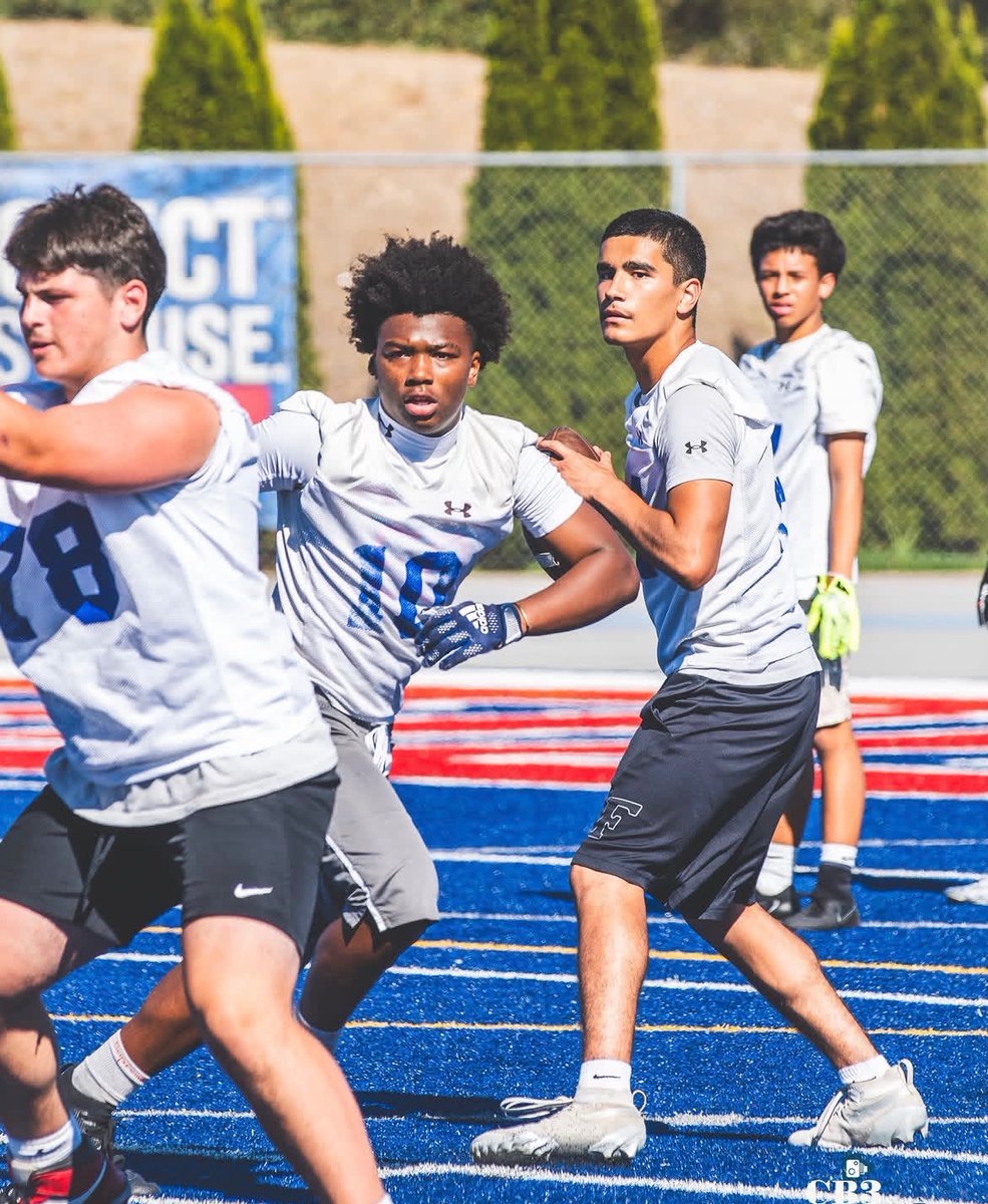 AidenTaylor730's tweet photo. Freshman Szn We Here 
Ready To Work

Aiden Taylor 
Class of 2030
RB|ATH|
#Classof2030 #Runningback
#FootballSzn https://t.co/6yoTNgGGxI