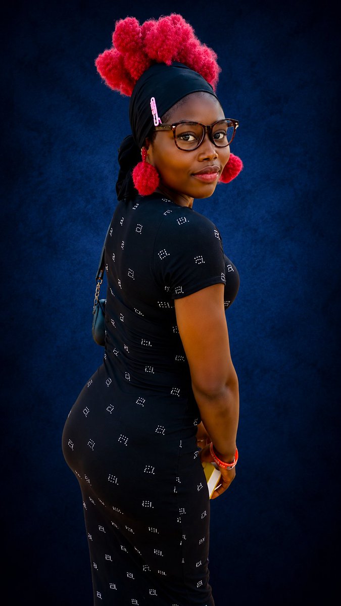 Grossdon144's tweet photo. She's might be the Nigeria 🇳🇬 dancehall queen 👸, #grossdon #dancehall #viral https://t.co/3hvkYxwrRq