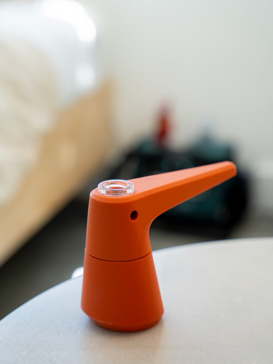 _softglass_'s tweet photo. Some pieces never go out of style 😌✨ The Pier keeps it simple, colorful, and ready for wherever the day takes you 🩵💚🧡 https://t.co/QyutPq1cOq
