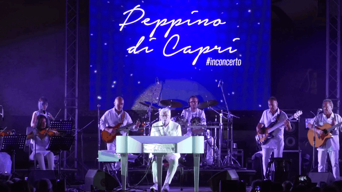 GiulioColapinto's tweet photo. Visiting my Channel <Live Music in the World> on 'YouTube'
PEPPINO di CAPRI - "E Tu ci sei"
Live in Concerto alla Certosa di San Giacomo a Capri (2016)
https://t.co/Gzh3wTpk5j https://t.co/KNOOiMP5KA