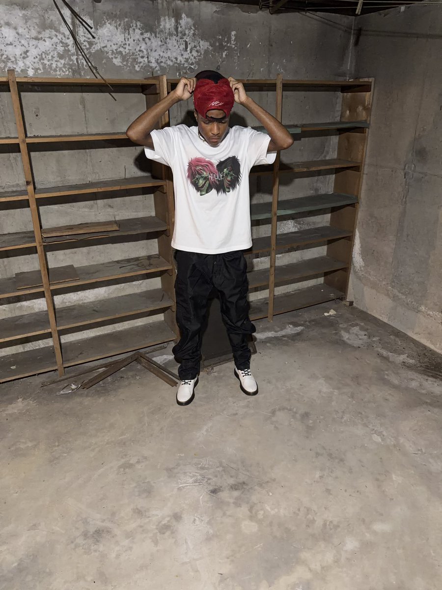 Drakulashop's tweet photo. Welcome to wearing bliss 🙂
https://t.co/oIrUnahZ9b https://t.co/YXOSqlKdL8