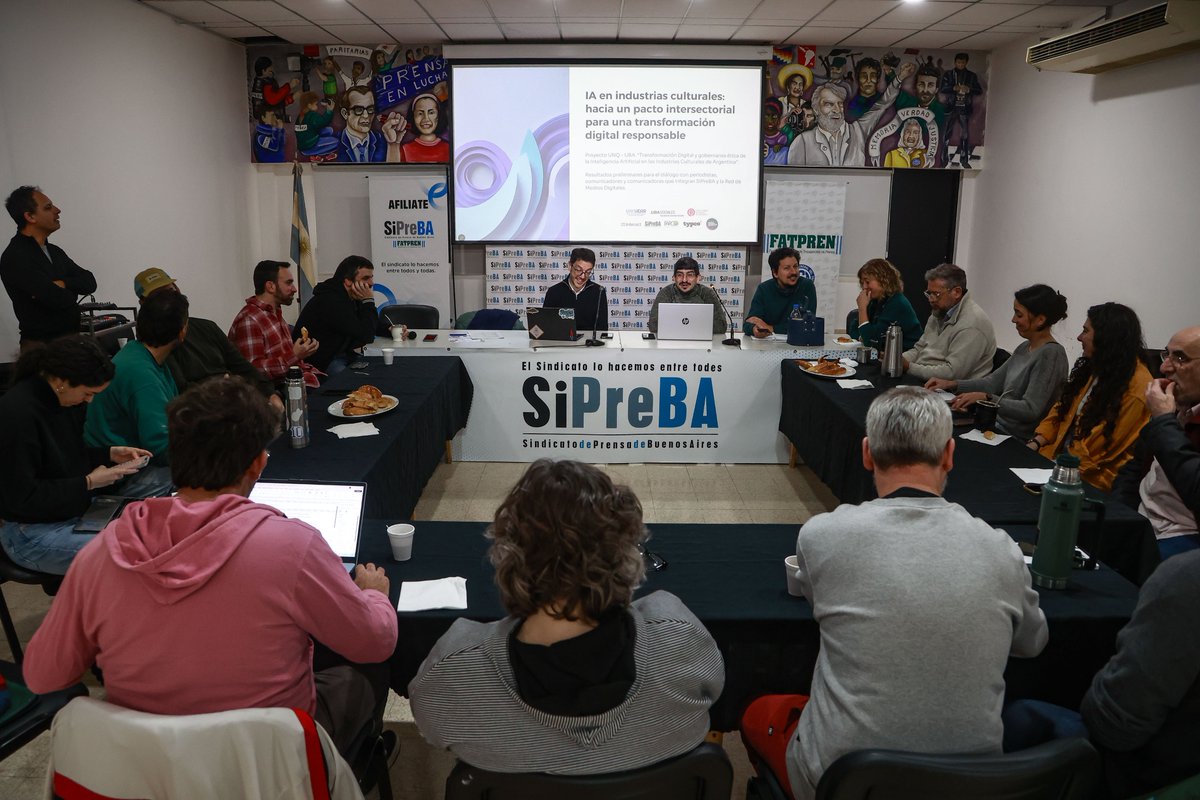 sipreba's tweet photo. Junto a @comu @unqui  @ReddeMediosDig realizamos un foro sobre el impacto de la IA en la comunicación, dentro del proyecto "Transformación digital y gobernanza ética de la IA".

Debatimos sobre un pacto intersectorial para la transformación digital con compañeros de todo el país. https://t.co/ImdolIvHNM