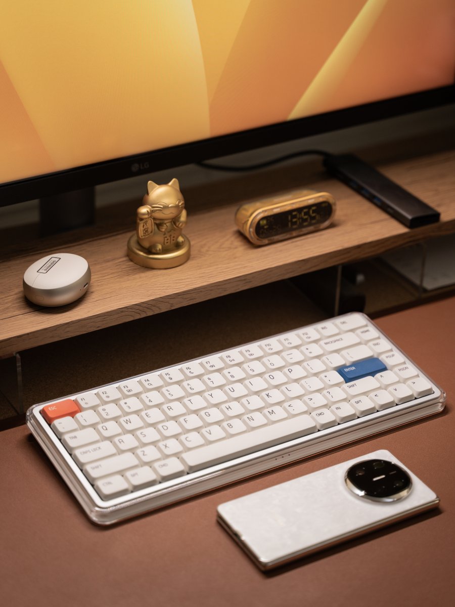 HereForSoxMath's tweet photo. [Spent 10 mins in a meeting typing a "urgent" report—only realized I was using a cat sticker keyboard instead of Word. My teammate’s snort-laugh was the best office "productivity check" today ] https://t.co/wM9LPYM7BE