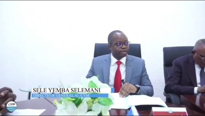 JoelMusenena's tweet photo. 🛑ÉCHOS DE LA CVM

Cérémonie de signature des contrats de performance avec les Directeurs de la CVM, organisée sous la supervision du Président du Conseil Supérieur du Portefeuille  et du Directeur Général ai de la CVM, Son Excellence Sele Yemba. https://t.co/TJuo7ahOLL
