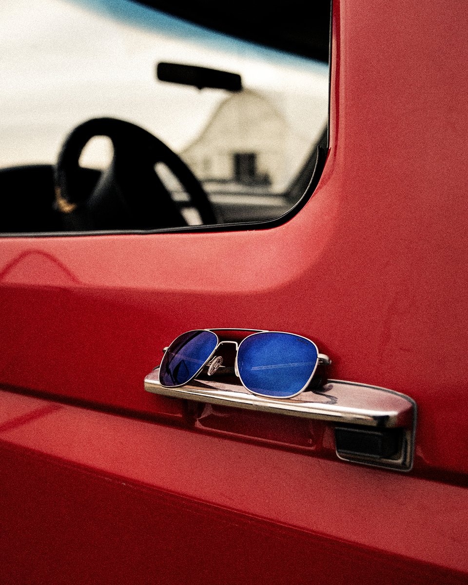 RandolphUSA's tweet photo. Let the right Aviator find you.

The right pair starts with the right fit. From timeless proportions to bold silhouettes, there's a Randolph Aviator made for every face and every style.

#RandolphUSA #Aviator #Craftsmanship #BuiltToLast https://t.co/izIfas7bWT