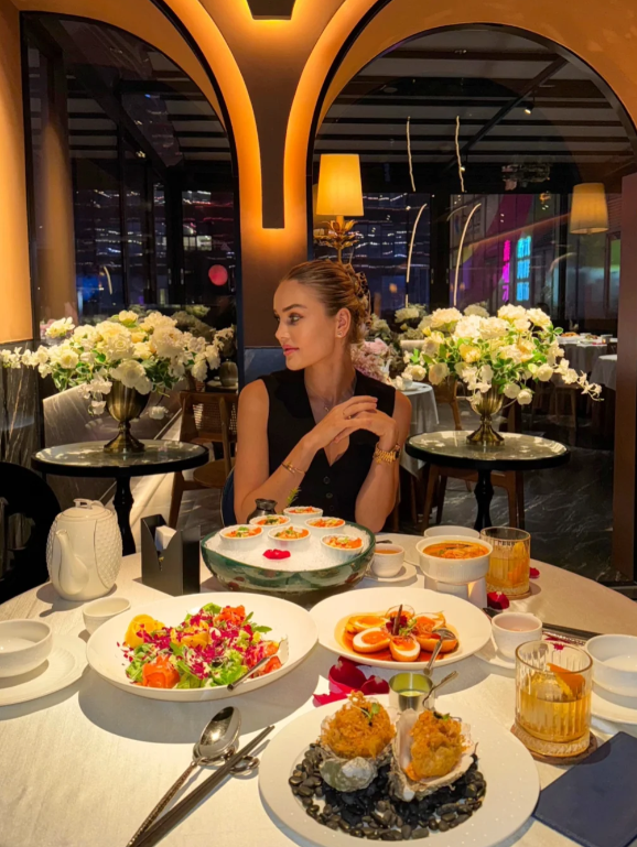eblanshaa's tweet photo. Happy Day 🫶🏻🌸🧿❤️
Dinner was amazing tonight! 😋 Any recommendations for cuisines I should try next? https://t.co/y2GqTbfR8J