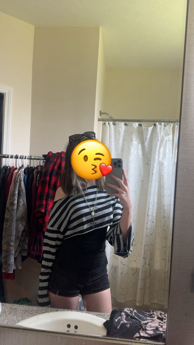 GoddesLillth's tweet photo. Just leaving this here 

Findom https://t.co/zGdLUZTvOm