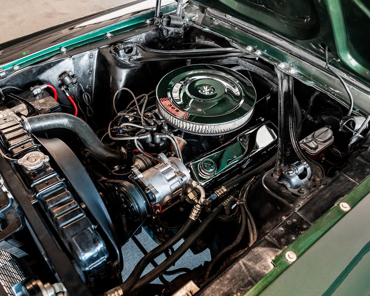 Barrett_Jackson's tweet photo. Instant movie star. This 1968 @FordMustang "Bullitt" re-creation is powered by a 302ci V-8 and captures the unmistakable look of one of Hollywood's most famous Mustangs. This car is selling with No Reserve in Las Vegas. Consign today.

Learn more: https://t.co/xC0c5H12yT https://t.co/mqO4xZb8ij