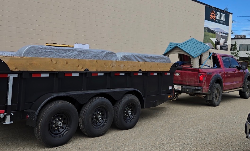 solarahottubs's tweet photo. Hot tubs heading out to new members of the #SolaraFamily! The Brook is a Plug n' Play model, making setup easier than ever. 

Take advantage of our KDays deals and bring home a hot tub with unbeatable savings!

#HotTubLife #BackyardLiving #HomeWellness #SolaraHotTubs #YEGLocal https://t.co/BXzt6Ba4cl