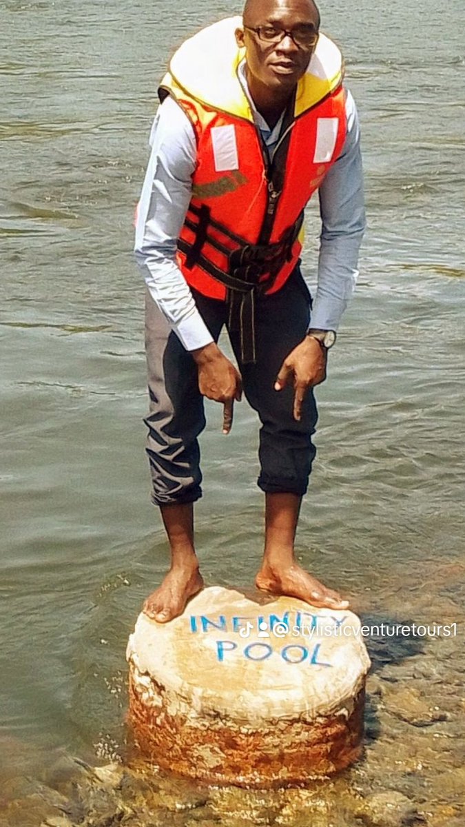 a_ssekyanzi's tweet photo. Tap and hold in the image to see the real infinity pool https://t.co/VmLCx9GuCY