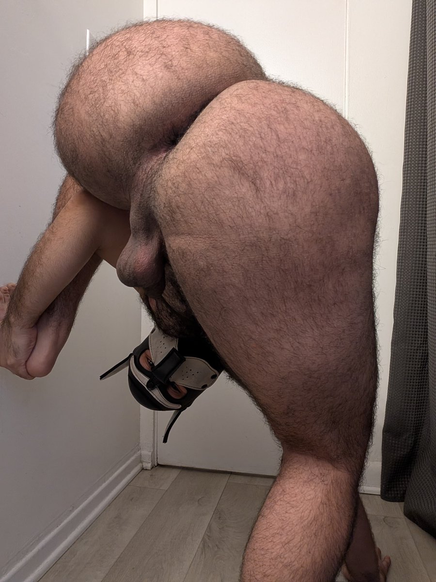 MalboroPup's tweet photo. Y'all! Is there something you'd like to see more of in particular 👀? 

Pic for your attention ~ 🍑 https://t.co/6BrOg2Bj3P