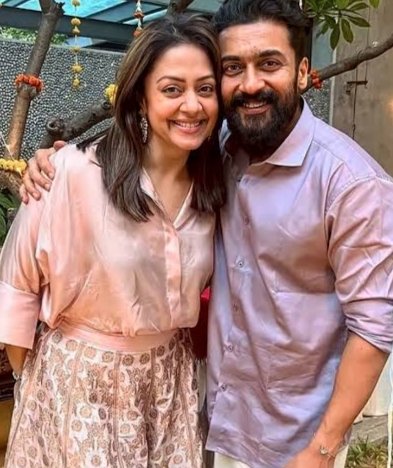 CinemaWithAB's tweet photo. #VenkiAtluri: 
"One of the important narrations of #VishwanathAndSons was to #Jyothika mam. She Loved the subject & was happy especially the First half. Jyothika mam given few suggestions for the film. I narrated the script to many, but the feedback i got from Jyothika mam was very helpful. I'll mention what's the change she suggested after the film release"