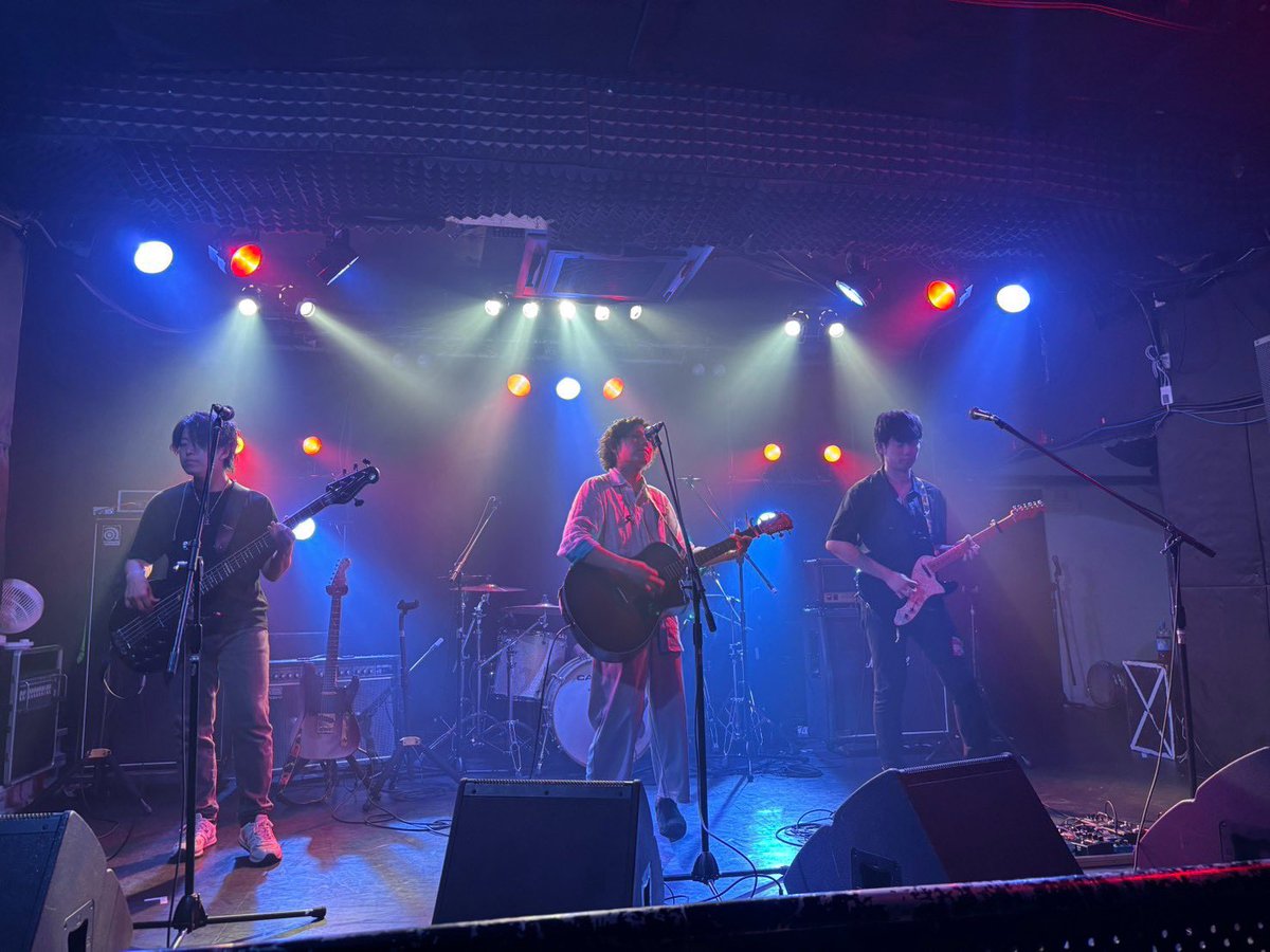 maroyaka_Taylor's tweet photo. ライブでした https://t.co/FtrprynI4t