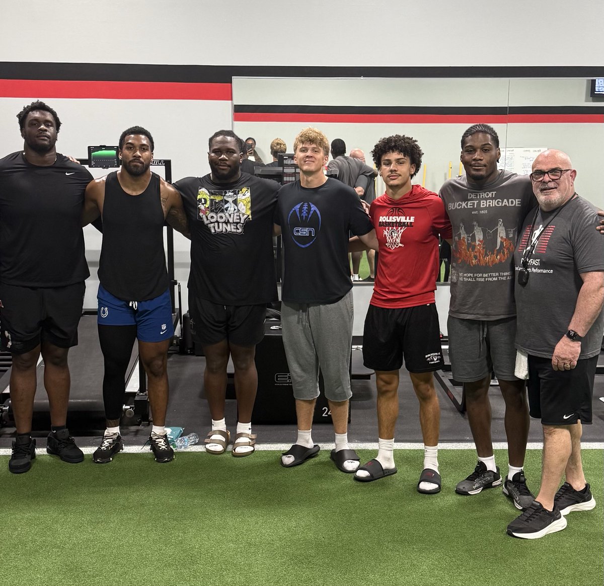 Henry_Evans_TE1's tweet photo. Had to get some work with the family, @playfastspeed while in town. Always appreciate the work with you my guy. #playfast @JonahDubinski @Tony_Villani_ @MastroleQB @PrimeFASTLLC @KornblueKicking @football_csn
#birdgang๐ฆ
๐
@CamDPatterson @BTownBulls7v7 @TGurley81 https://t.co/vARfo82L2C