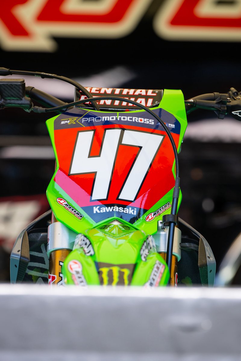 ProMotocross's tweet photo. Welcome to Washougal 🌲🫡 

Kits are looking 👌 for Military Appreciation weekend! 

#ProMotocross #SMX https://t.co/ADSRJkg1QA