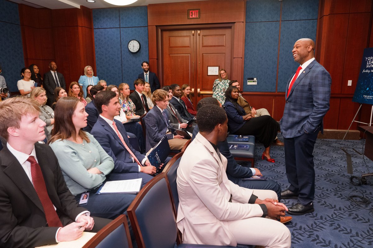 Senator Tim Scott tweet media