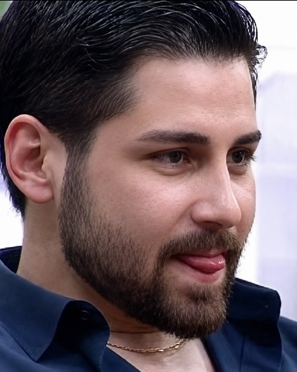 asenaTengri's tweet photo. Ağır abimiz, çapkın abimiz, platin sarışın seven abimiz @Yagizbektik kısmetse olur evinde kimseyle olmama sebebi Allstar içindir. 

Çünkü Allstar’a girmek istediğini yapıma açıkça söyledi. Paşayı artık Allstar’da izleriz #kısmetseolur https://t.co/rOK9CI0UDB