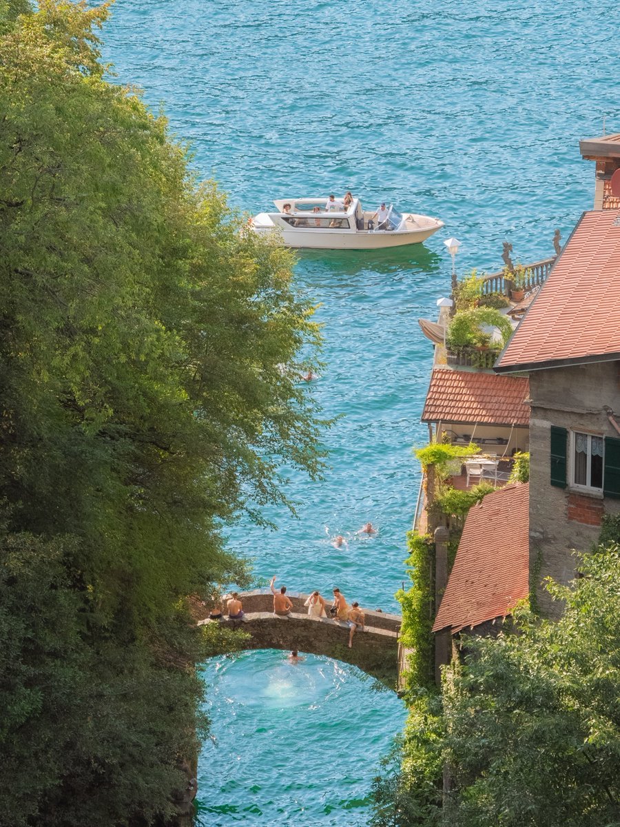 echoesofworld's tweet photo. Lake Como, Italy https://t.co/atYgWyIRjP