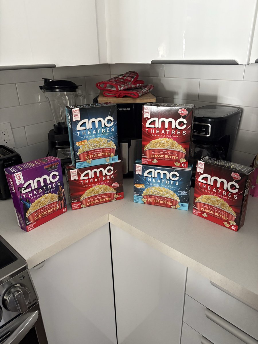 bfg1944's tweet photo. @MFFL4101 @chapin4life @Publix Stocked and locked! #AMC https://t.co/wnWrK5O2tZ