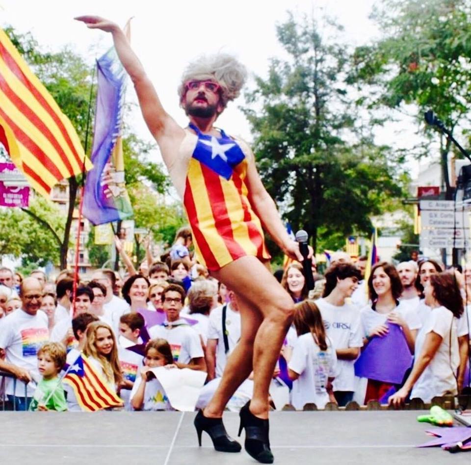 Willi1807's tweet photo. @CescX_1714 IA Vs Realidad https://t.co/7L3rjtW0w5