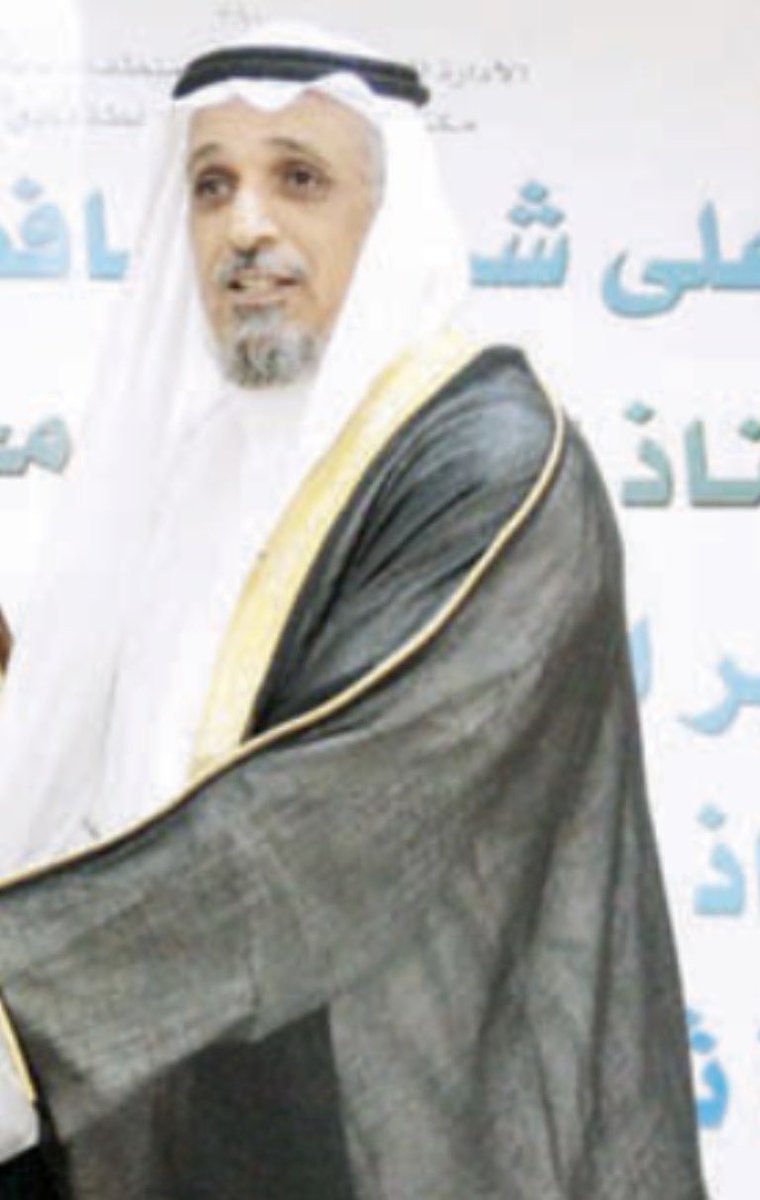 Thdqalqalam's tweet photo. #ثدق_القلم #ثادق
#ناصر_بن_حمد_العاصم

"حَصَدْتَ غِرَاسَ العِلْمِ فَخْراً وَرِفْعَةً.." 📝

نبارك للأستاذ الدكتور عبدالله بن عبدالرحمن الماجد نيله رتبة "بروفيسور". إنجاز أكاديمي متميز يضاف إلى مسيرته العلمية الحافلة، وتهنئة خاصة لوالده الكريم على هذا الحصاد المبارك. ألف مبروك! 🎓

يَا أَبَا عَبْدِ اللهِ هَنِيئاً بِمَا جَرَى
                فَنَجْلُكَ "عَبْدُ اللهِ" لِلْمَجْدِ شَمَّرَا
                             ❖ ❖ ❖ 
حَصَدْتَ غِرَاسَ العِلْمِ فَخْراً وَرِفْعَةً
               وَأَصْبَحَ فِي أَوْجِ المَعَالِي .. مُوَقَّرَا
                             ❖ ❖ ❖ 
نَالَ "البُرُوفِيسُورَ" جُهْداً وَرُتْبَةً
              بِهَا اسْمُكَ(يَا زَيْنَ الرِّجَالِ )تَعَطَّرَا
                             ❖ ❖ ❖ 
مُبَارَكٌ لِـ "مَاجِدِ" العِزِّ وَالعُلَا
             فَجَدُّكُمْ شَمْسٌ .. تُنِيرُ عَلَى الوَرَى

                  ┈━═د☆ ═━┈ 

                     ✒️ ثَدْقُ الْقَلَمْ
                 نَاصِرُ بِنْ حَمَدْ الْعَاصِمْ