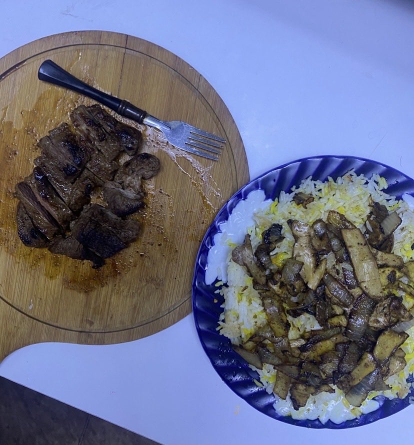 mrtadaalmo's tweet photo. 🧑🏻‍🍳🤓 https://t.co/EGlFboR8M8