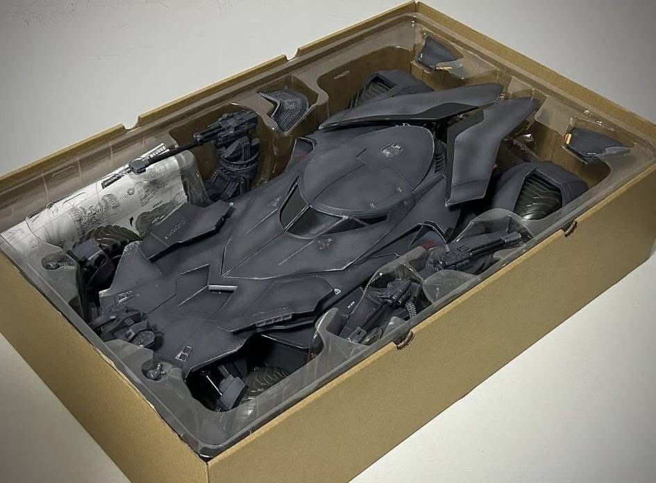 I__Love__Heroes's tweet photo. Pre-Assembled Batmobile (BvS/JL)
#Xiwanshe #喜玩社
Sourse: Fpv Hen https://t.co/nHdKKbpZyS