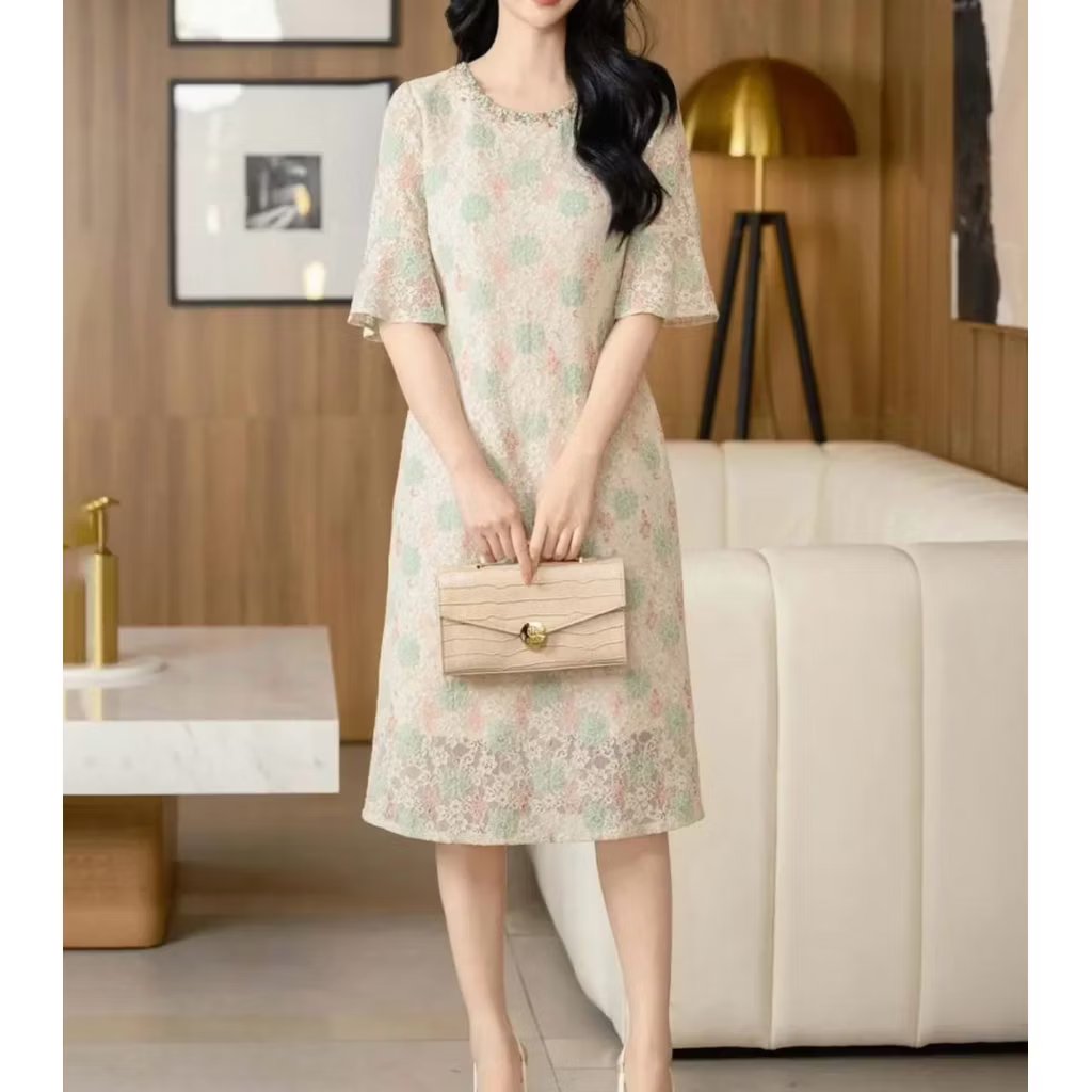 riptide12061's tweet photo. High-end designer dress from Vietnam. #outfit #fashion #ootd #outfitcheck

https://t.co/zITfEN3kzq https://t.co/ctT8h20ehD