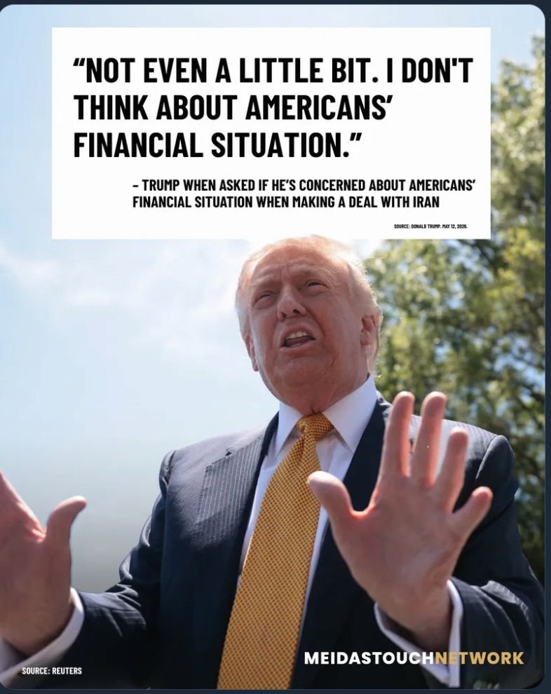 peggy_gabour's tweet photo. @kylegriffin1 This fascist is sinking in the polls daily.
Worsening our economy, tariff taxing our groceries, supplies, running an illegal war and he wants to take over the history of the esteemed Smithsonian as a priority. https://t.co/N5V6GFjeqI
