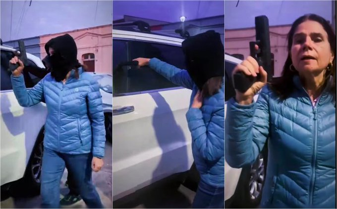 Mike_Demonio's tweet photo. Ximena Ossandon protagoniza un "portonazo" para, según ella, sensibilizar a la ciudadanía.
Que mas sensibles estamos con estos inutiles y buenos para nada de parlamentarios. https://t.co/MLYmDcBYqZ