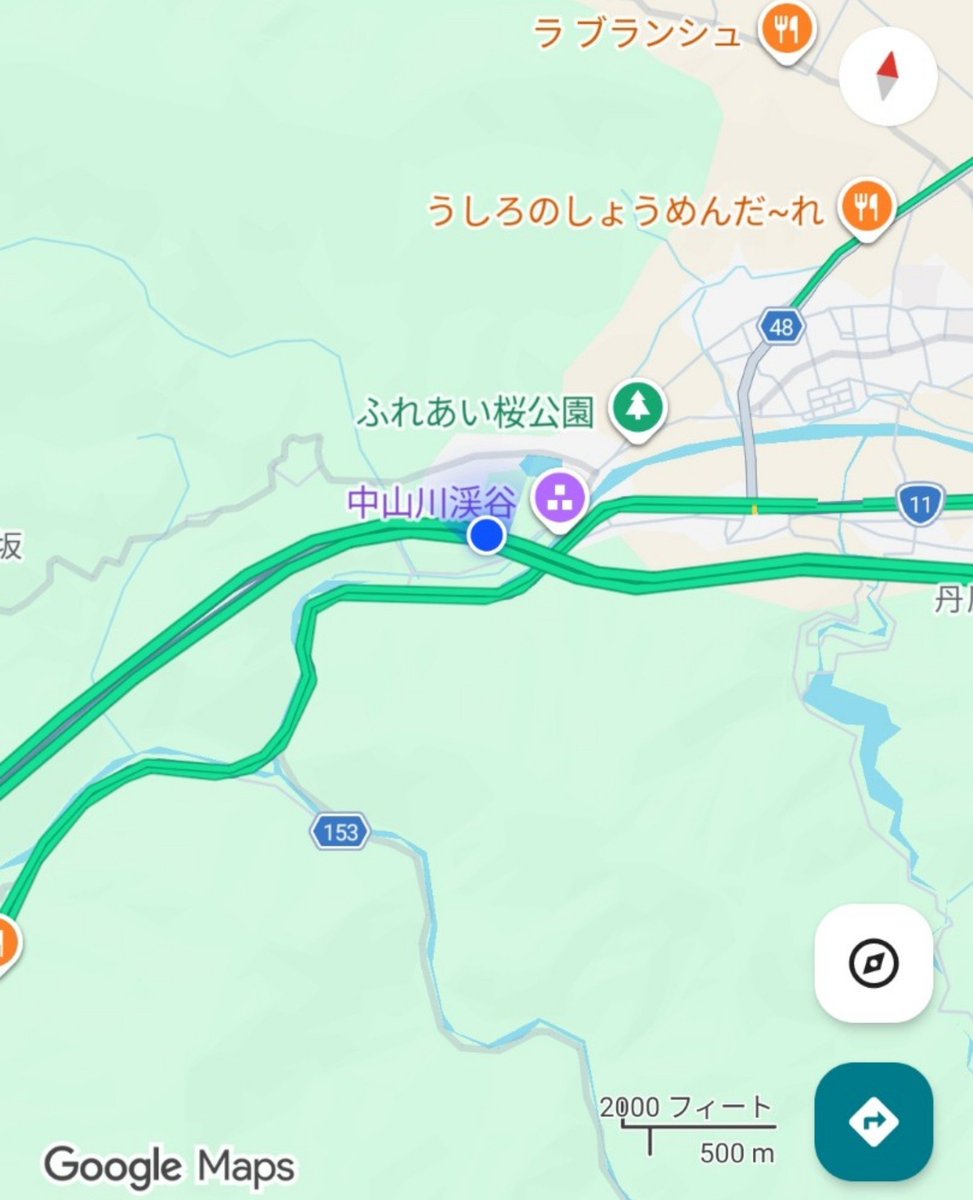 petitdx's tweet photo. 松山自動車道の新桜三里の峠を越えたら、91.7MHzは新居浜局に切り替わりました。ただ、電波状態が悪いのですが⚡️ https://t.co/a2mP7b4bLb