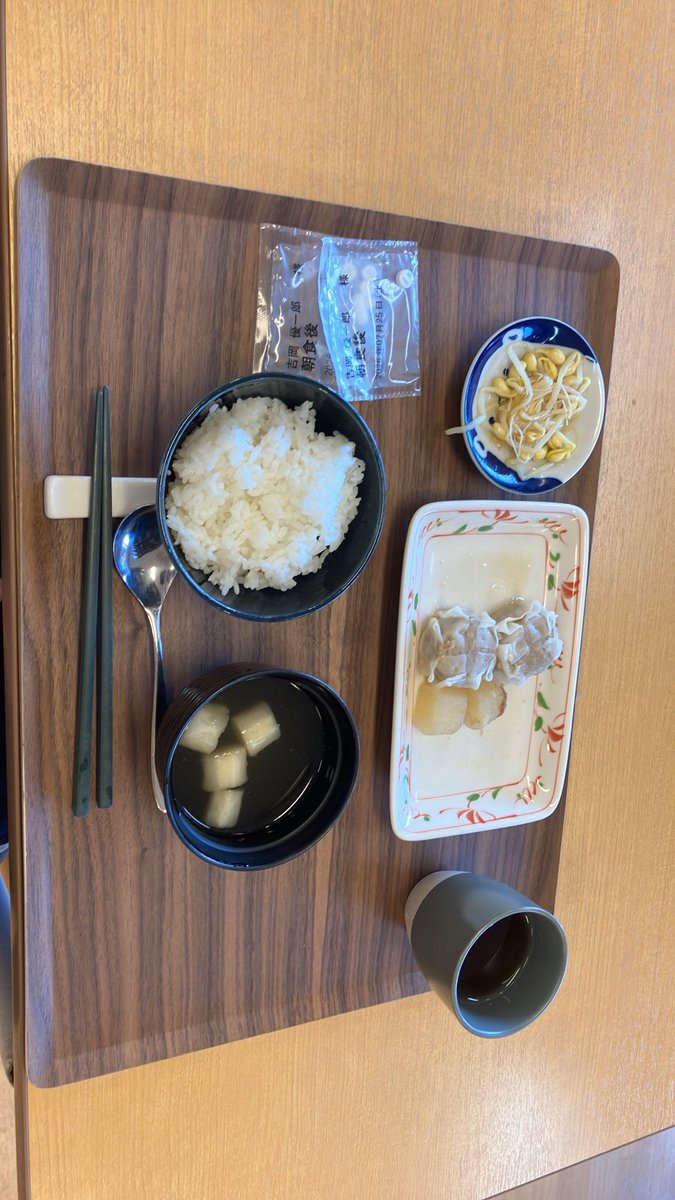 yuichiro1964's tweet photo. 今日の朝ごはん https://t.co/0lpZ8jHqN5
