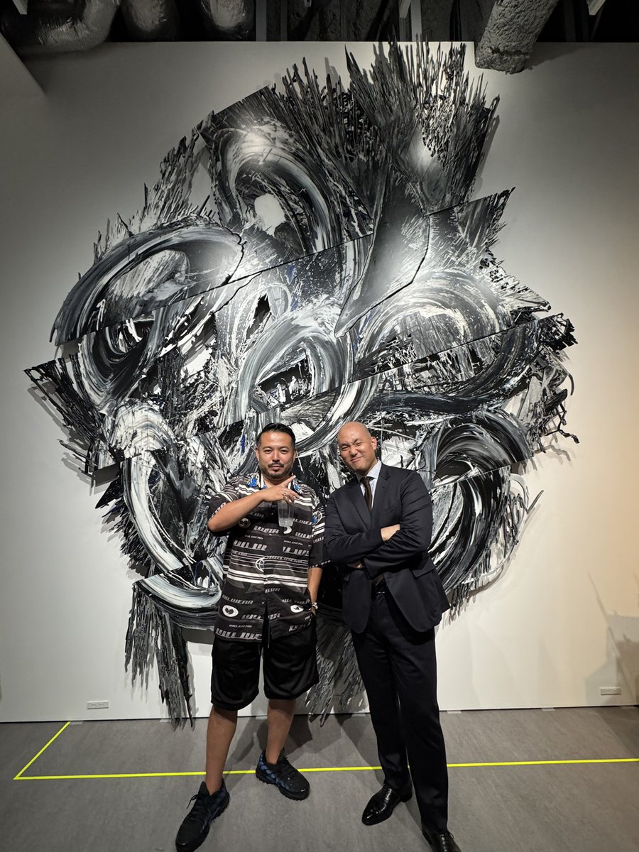 hulk_enabler's tweet photo. 自分の人生に影響を与えた5人に確実に入る、大好きなめぐるさん。
いつもご本人と作品から元気をもらっています。

#meguruyamaguchi 
#山口歴 https://t.co/OKmenVv5fd