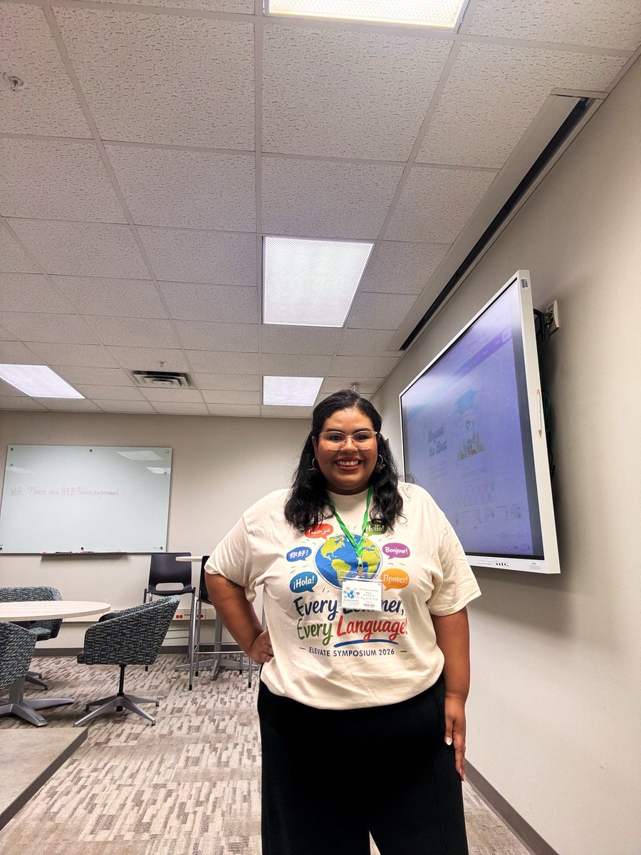 shirlenneperal1's tweet photo. 🎶Honored to present at the #HEBISD Elevate Symposium! Grateful for the opportunity to share how music can support language acquisition and literacy for multilingual learners. Thank you to everyone who joined the session! 
. 💙🎶🌎 💙🌎  #BilingualEducation #bilingualism https://t.co/GqCix6tkJf