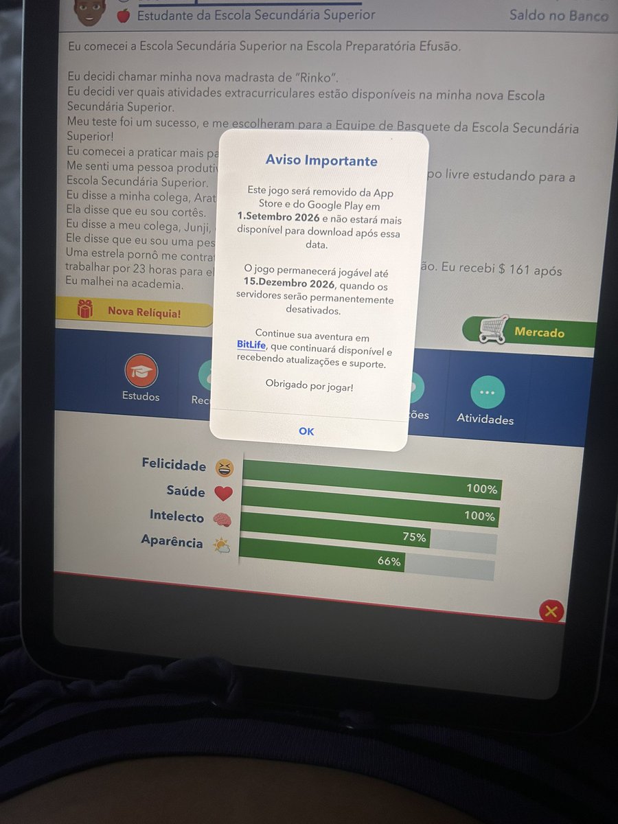 harasarajh's tweet photo. que PORRA é essa bitlife pqp eu vou me MATAR https://t.co/UN26XGjsxW
