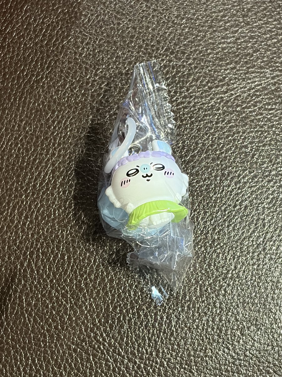 0_koto__7's tweet photo. 【交換】映画 ちいかわ 人魚の島のひみつ 入場者特典 チャーム チャームミニフィギュア

譲 モモンガ
求 うさぎ

郵送または大阪市内手渡し https://t.co/wpH7TGTclm