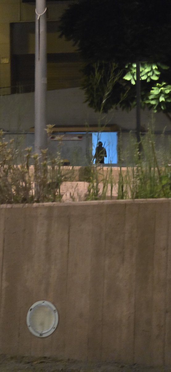 JAAT3's tweet photo. @aytoalm ¿Cómo es posible que haya alguien viviendo en uno de los almacenes\locales de la rambla junto a la Bikestore? https://t.co/6CMR4mJMU2